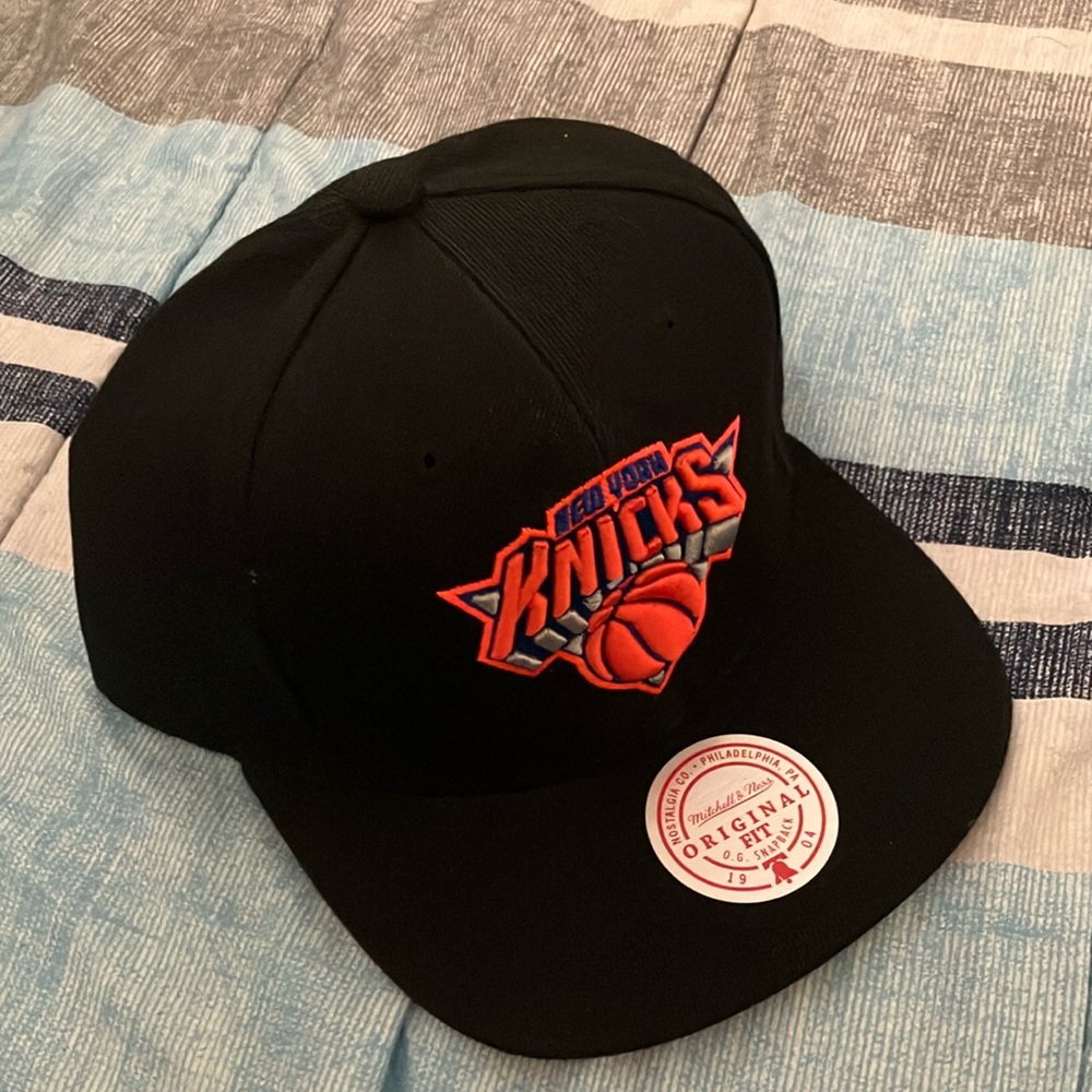 New York Knicks SnapBack New !!